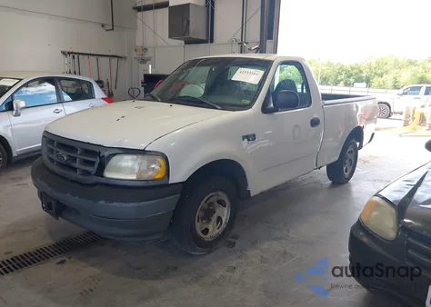 2003 Ford F-150 Xl/Xlt z USA, uszkodzony, nr VIN 1FTRF17W03NB32849